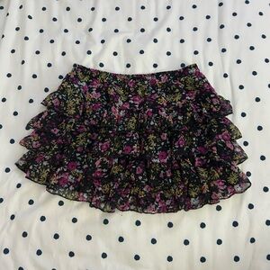Ruffled floral mini skirt
